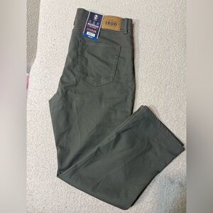 NWT IZOD Sage Green Casual Pants